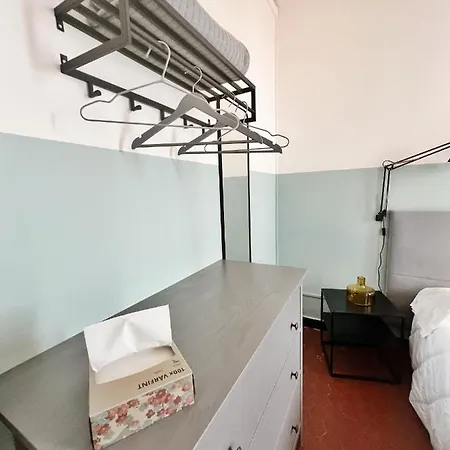 Apartment Ampio D'epoca In Piazza Del Teatro