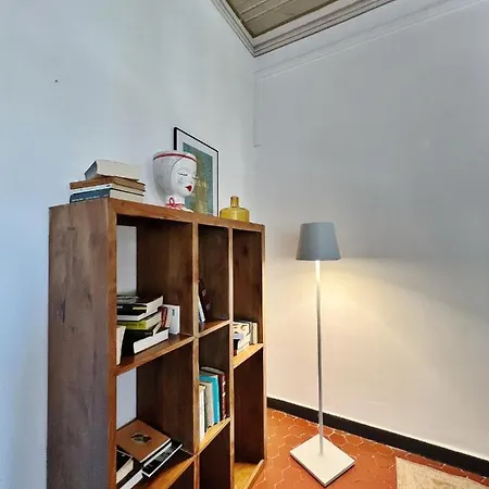 Apartment Ampio D'epoca In Piazza Del Teatro *