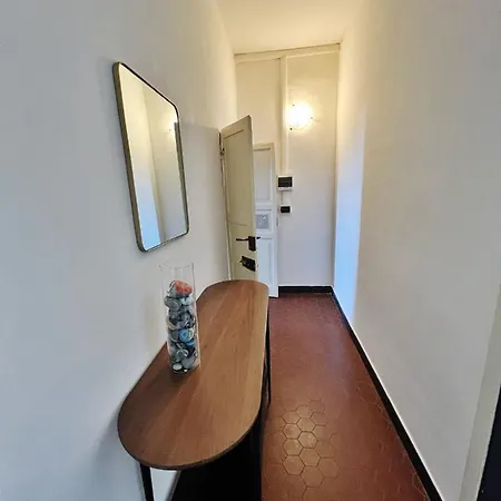 Apartment Ampio D'epoca In Piazza Del Teatro