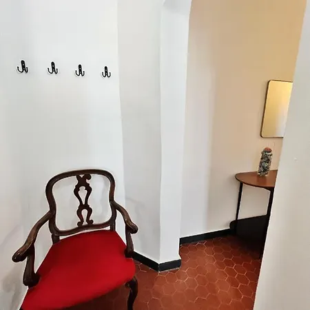 Apartment Ampio D'epoca In Piazza Del Teatro Camogli